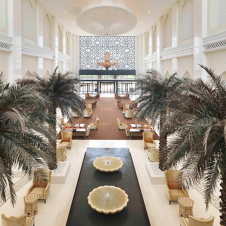 Bab Al Qasr Hotel Абу Даби Екстериор снимка