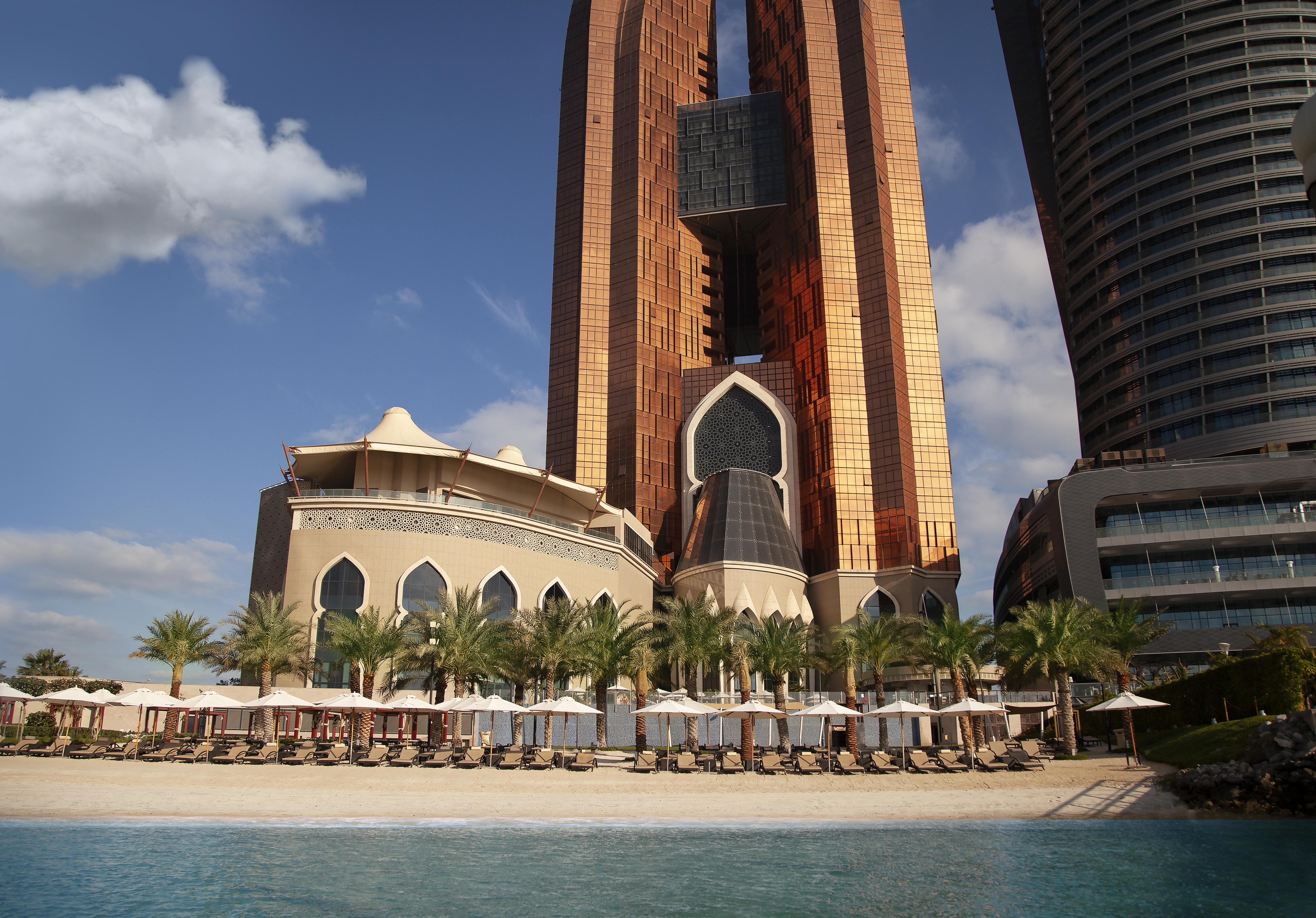 Bab Al Qasr Hotel Абу Даби Екстериор снимка